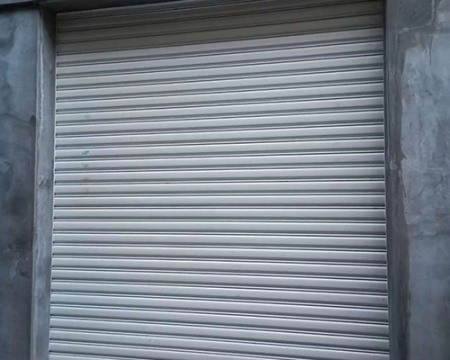 祁縣泰立鋼結(jié)構(gòu)有限公司——抗風(fēng)卷簾門(mén)